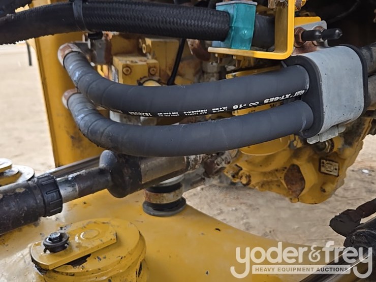2019-caterpillar-930-image-23