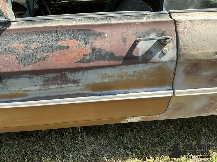 1963-chevrolet-impala-collector-car-image-20