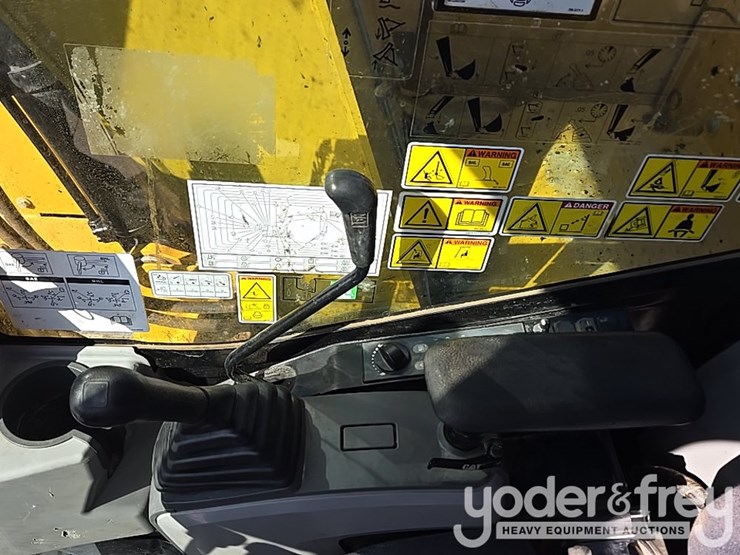 2019-caterpillar-315f-image-64