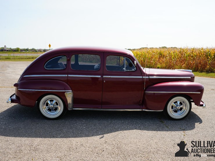 run-#136---1947-ford-super-deluxe-8-image-4
