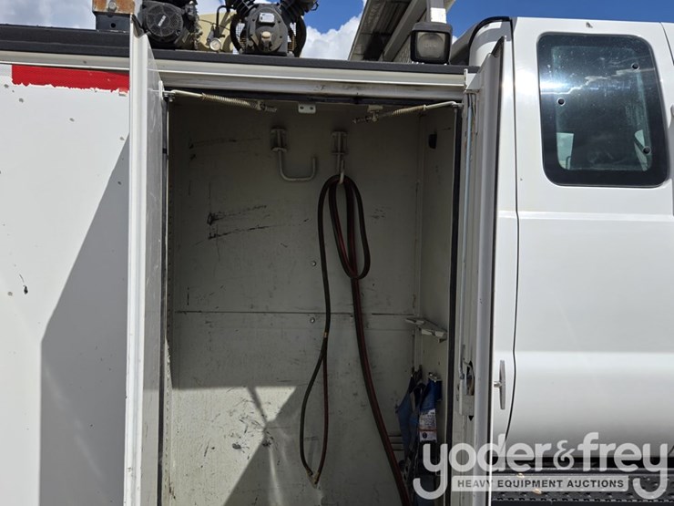 2013-ford-f750-image-73