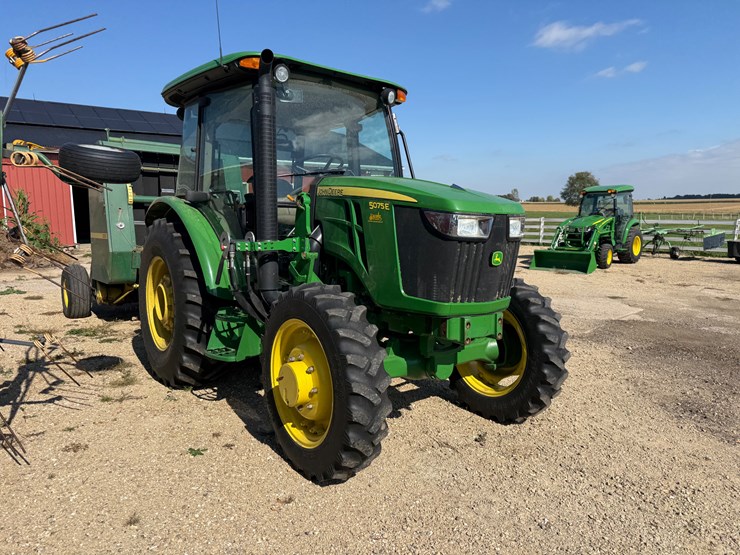 john-deere-5075e-image-5