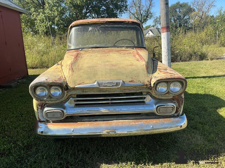 1958-chevrolet-apache-image-2