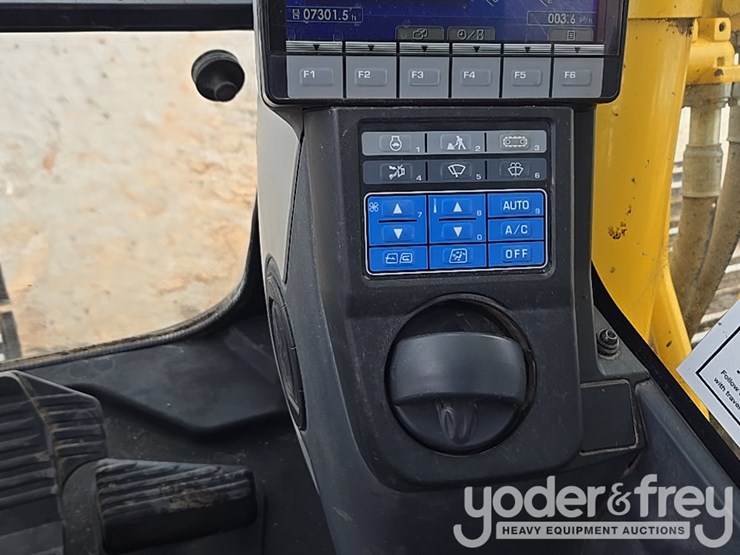 2023-komatsu-pc490-lc-11-image-62