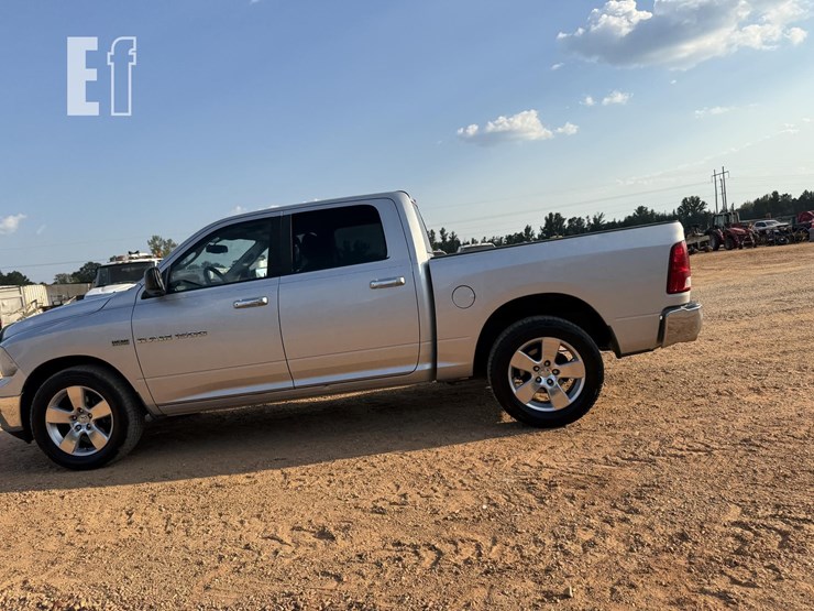 2012-dodge-ram-1500-image-7