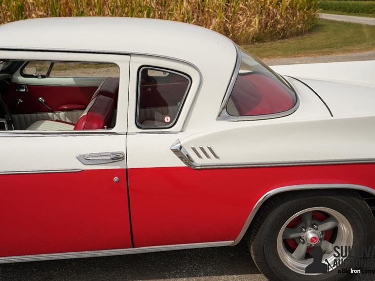 run-#7---1960-studebaker-hawk-coupe-image-17