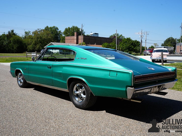 run-#135---1966-dodge-charger-coupe-image-7