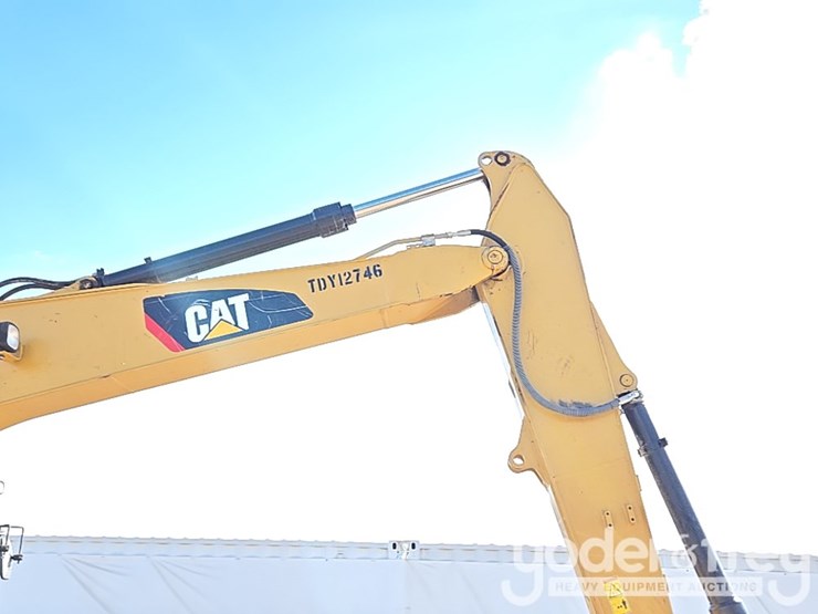 2019-caterpillar-315f-image-33