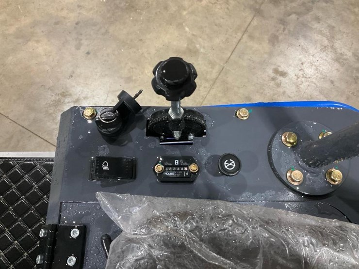 #1202-•-unused-kn12-mini-excavator-image-25