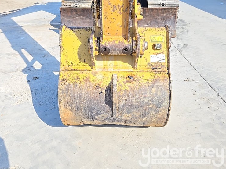 2019-caterpillar-315f-image-12