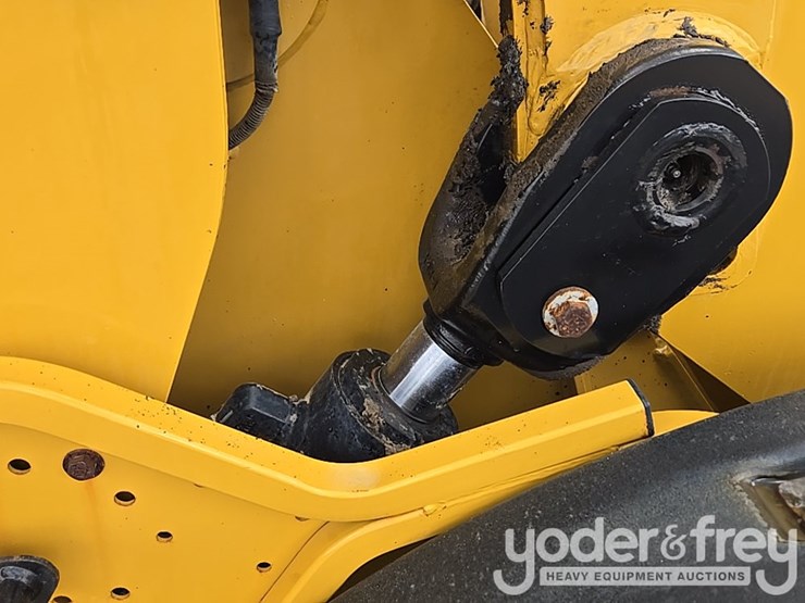 2019-caterpillar-930-image-27