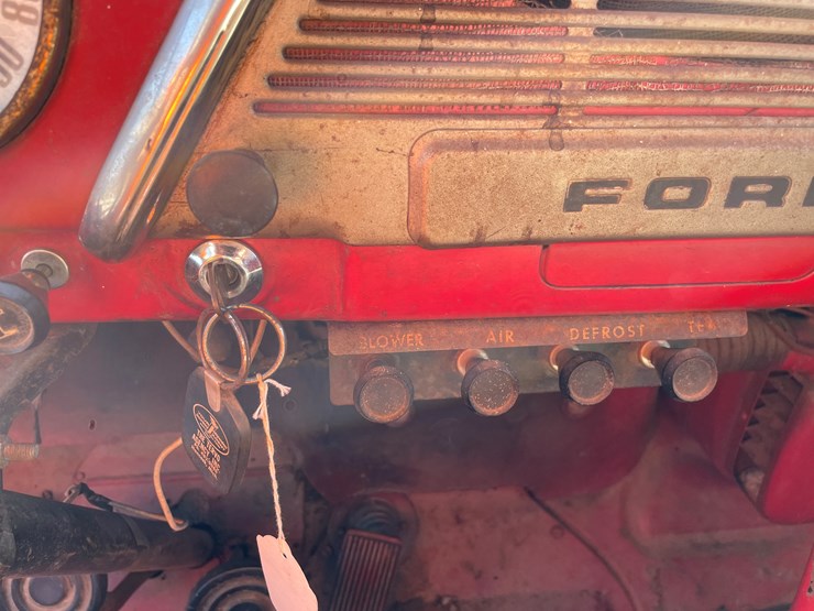 #424-•-vintage-ford-1-1/2-ton-single-axle-dump-truck-(no-title)-(houghton,-mi)-image-51
