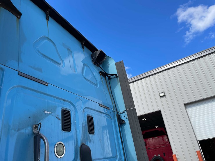 #404-•-2012-freightliner-semi-tractor-(has-wi-title)-(whitelaw,-wi)-image-44