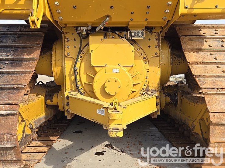 2019-caterpillar-d6-lgp-image-31