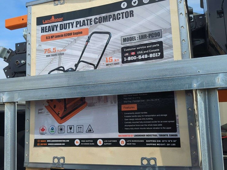 (1)-landhonor-heavy-duty-plate-compactor---6.5-hp-engine-image-1