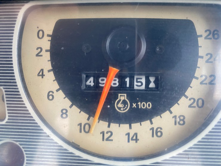 1981-ford-7600-image-27
