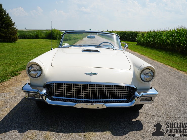 run-#105---1957-ford-thunderbird-convertible-image-2