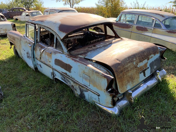 1955-chevrolet-4-dr.-sedan-image-7