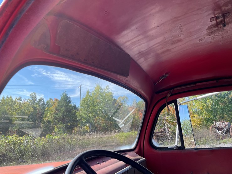 #424-•-vintage-ford-1-1/2-ton-single-axle-dump-truck-(no-title)-(houghton,-mi)-image-50