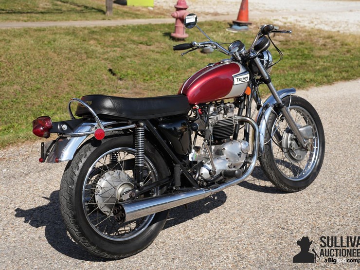 run-#29---1973-triumph-bonneville-650-motorcycle-image-7