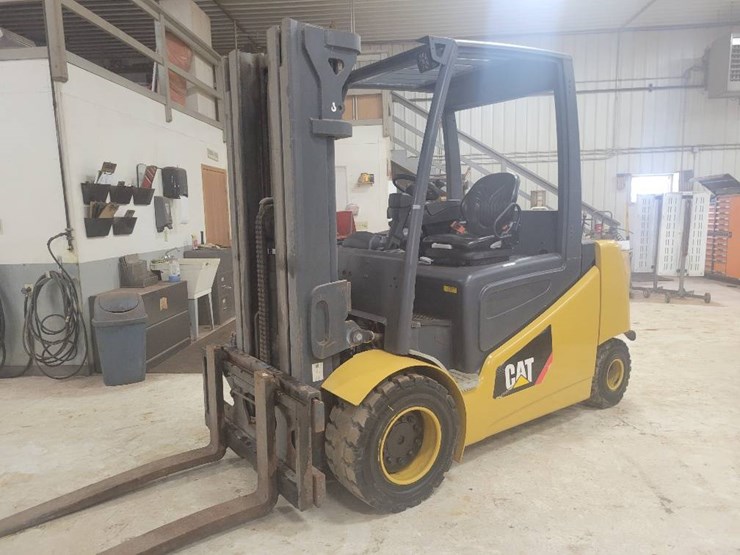 #311-•-2017-cat-2ep10000-forklift-(minocqua,-wi)-image-1