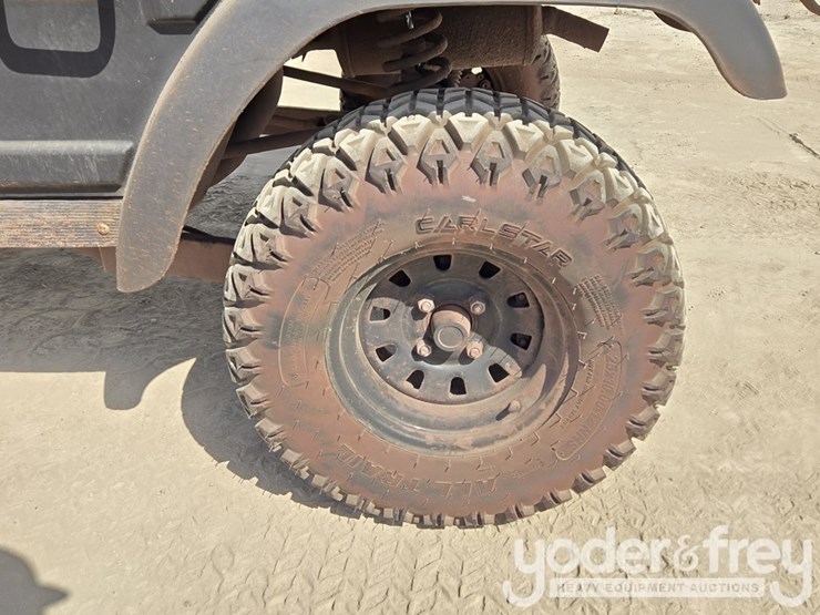 2019-club-car-carryall-1700-image-13