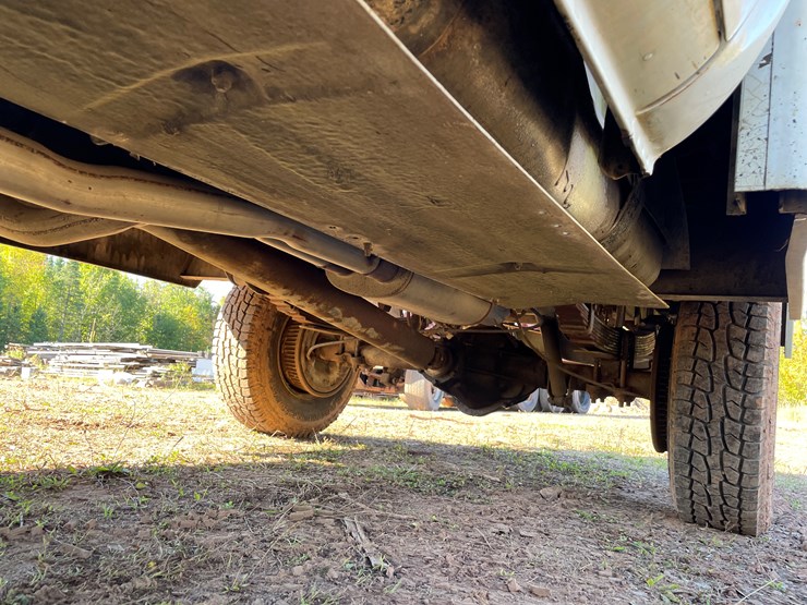 #516-•-1984-chevy-d350-4x4-pickup-(title-in-delay)-(wakefield,-mi)-image-22
