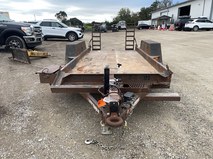 #610-•-1998-olympic-14'-tandem-axle-trailer-(has-wi-title)-(fort-atkinson,-wi)-image-2