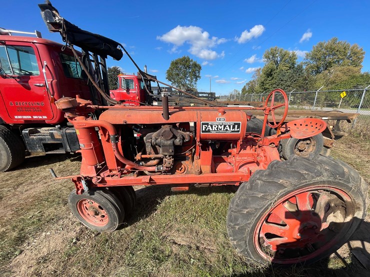 #228-•-mccormick-deering-f-20-farmall-tractor-(reedsville,-wi)-image-2
