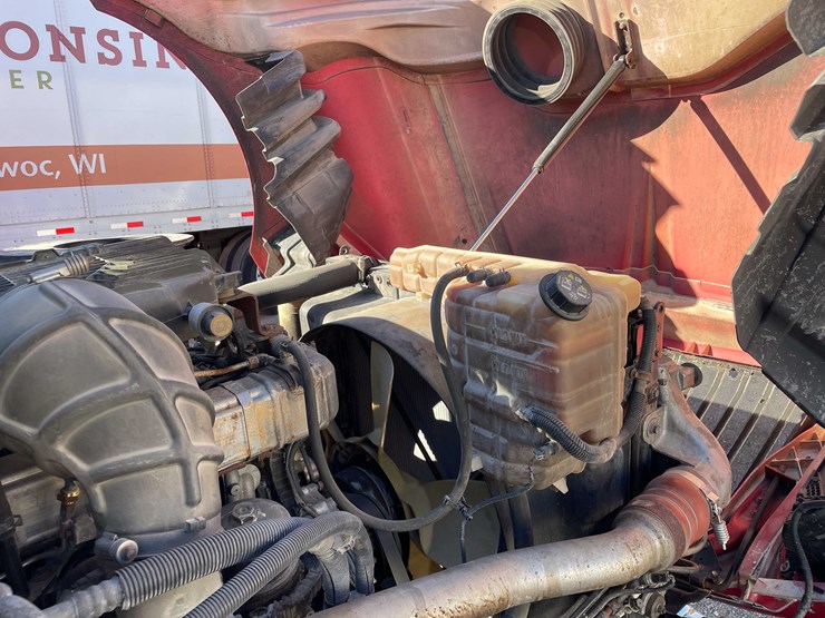 #400-•-2018-international-semi-tractor-(has-wi-title)-(denmark,-wi)-image-91