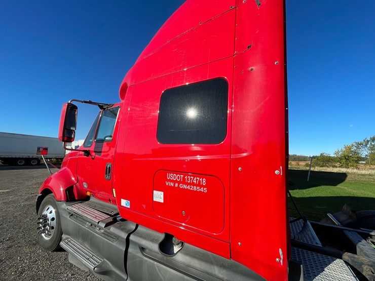 #402-•-2016-international-semi-tractor-(has-wi-title)-(denmark,-wi)-image-54