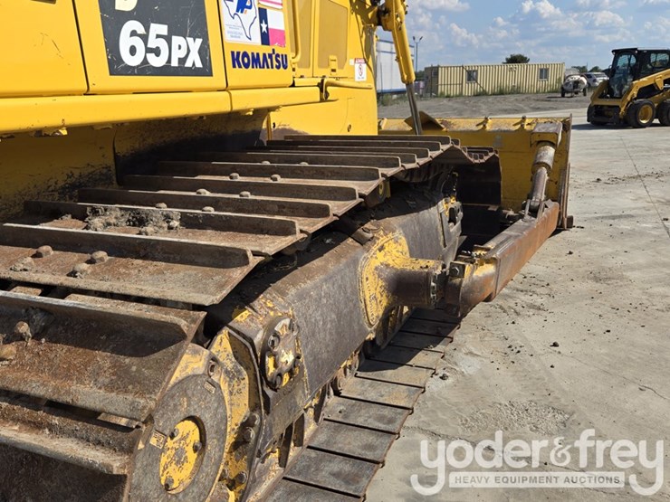 2022-komatsu-d65px-18-image-20