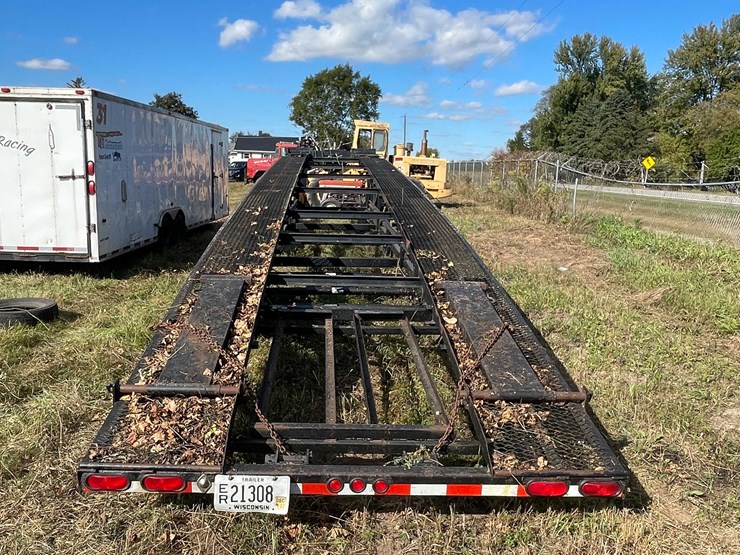 #606-•-2011-kaufman-car-hauler-trailer-(has-wi-title)-(reedsville,-wi)-image-5