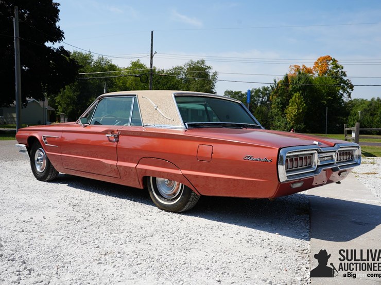 run-#9---1965-ford-thunderbird-coupe-image-7