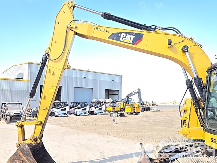 2019-caterpillar-315f-image-30