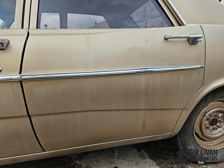 1966-ford-500-image-11