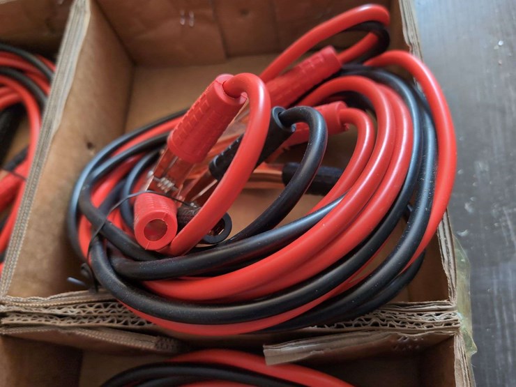 (4)-12-foot---jumper-cables-image-3