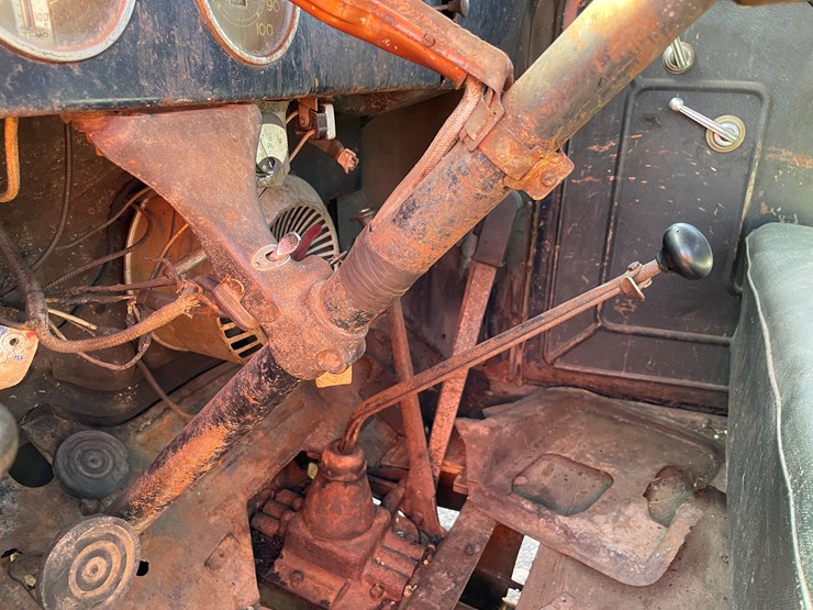 #426-•-vintage-ford-1-1/2-ton-single-axle-dump-truck-(no-title)-(houghton,-mi)-image-51
