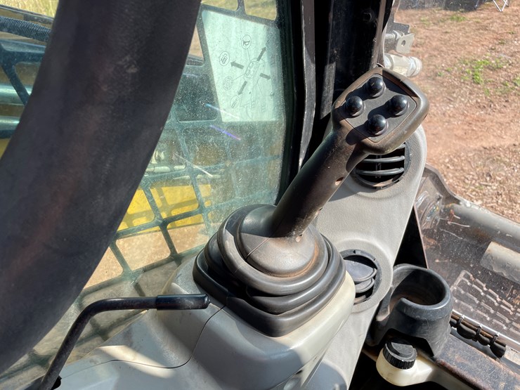 2010-caterpillar-289c-image-42