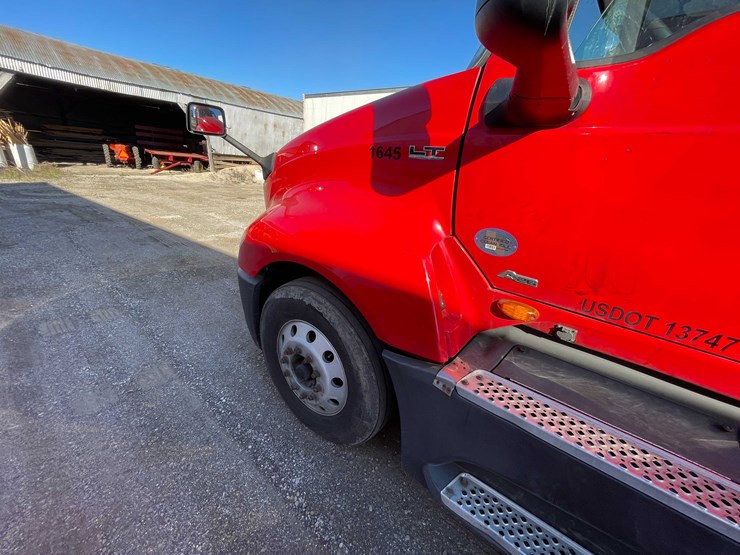 #400-•-2018-international-semi-tractor-(has-wi-title)-(denmark,-wi)-image-60