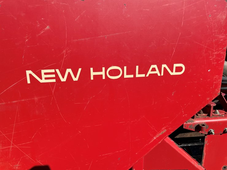 1990-new-holland-570-image-8