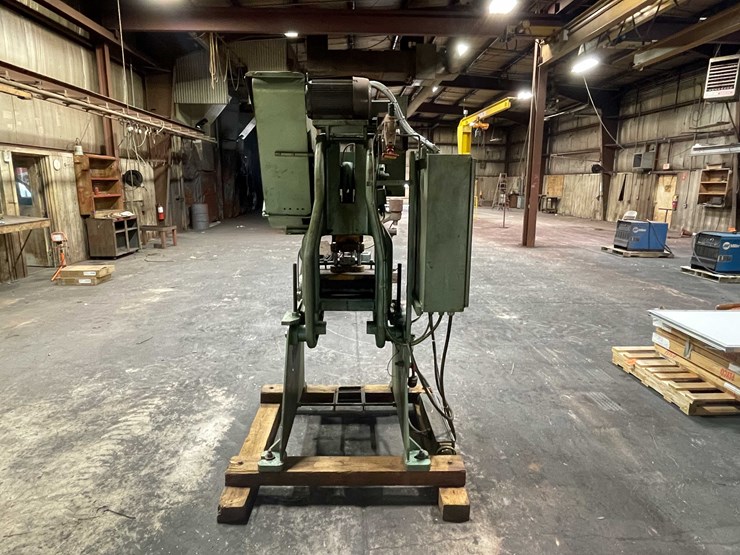 #6882-•-rousselle-punch-press-(kaukauna,-wi)-image-6
