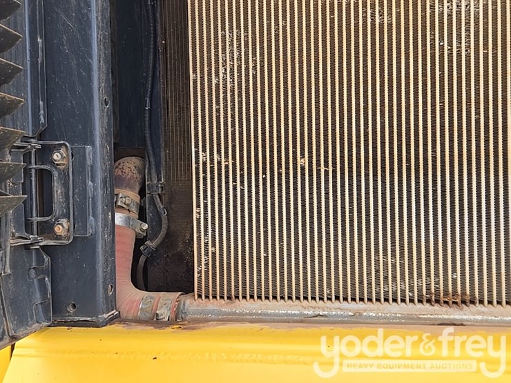 2023-komatsu-pc490-lc-11-image-73