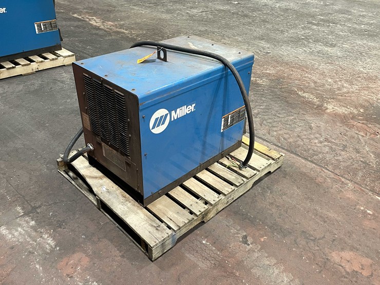 #6879-•-miller-delta-weld-welding-power-source-(kaukauna,-wi)-image-5