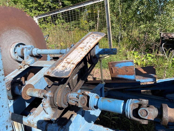 #112-•-circular-saw-firewood-processor-(ironwood,-mi)-image-12