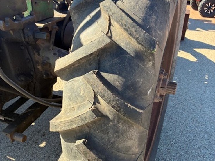 john-deere-a-image-9