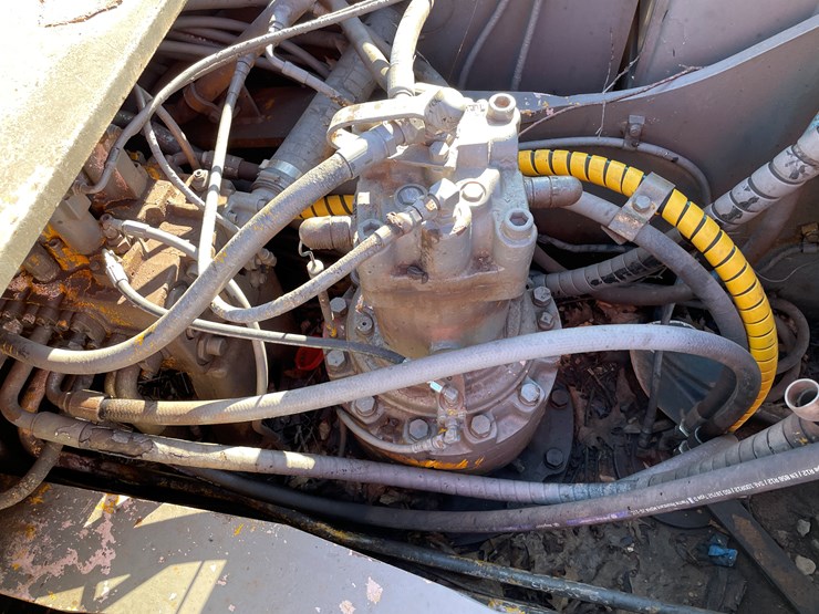 deere-790d-image-40