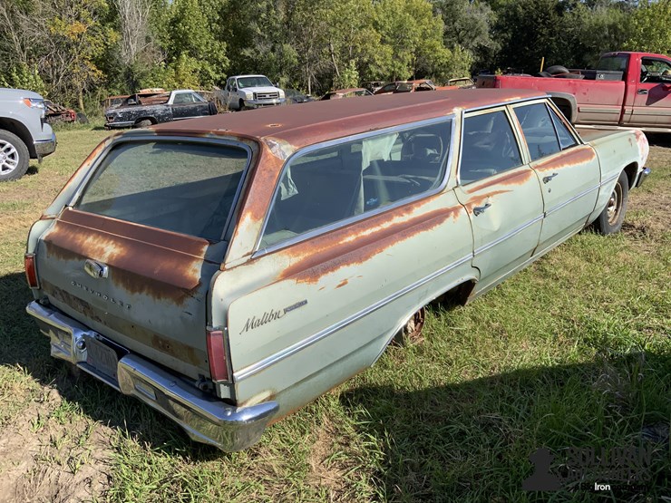 1965-chevrolet-malibu-wagon-image-5