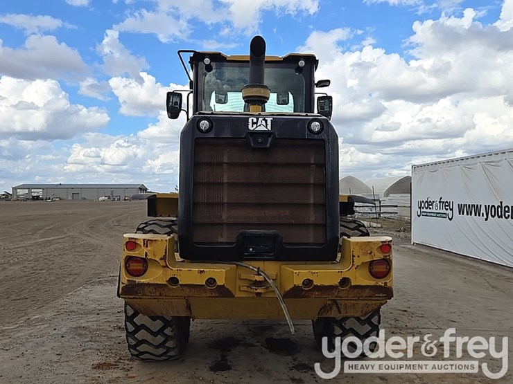 2019-caterpillar-930-image-4