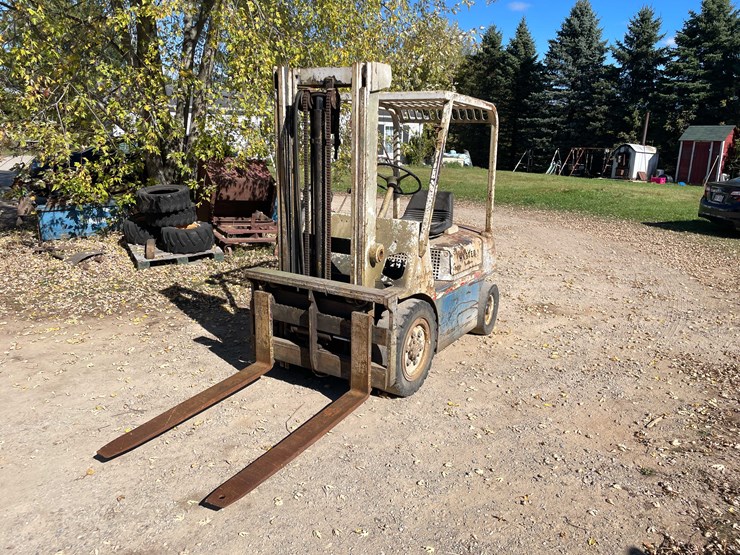 #312-•-hyster-gasoline-forklift-(oconto,-wi)-image-1